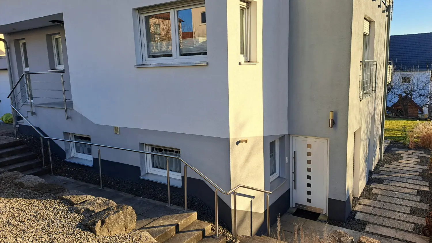 IPA - Maler - Haus gestrichen