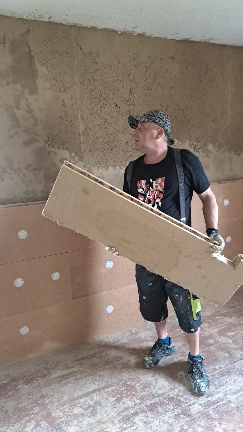 IPA - Maler - Zimmer gestrichen